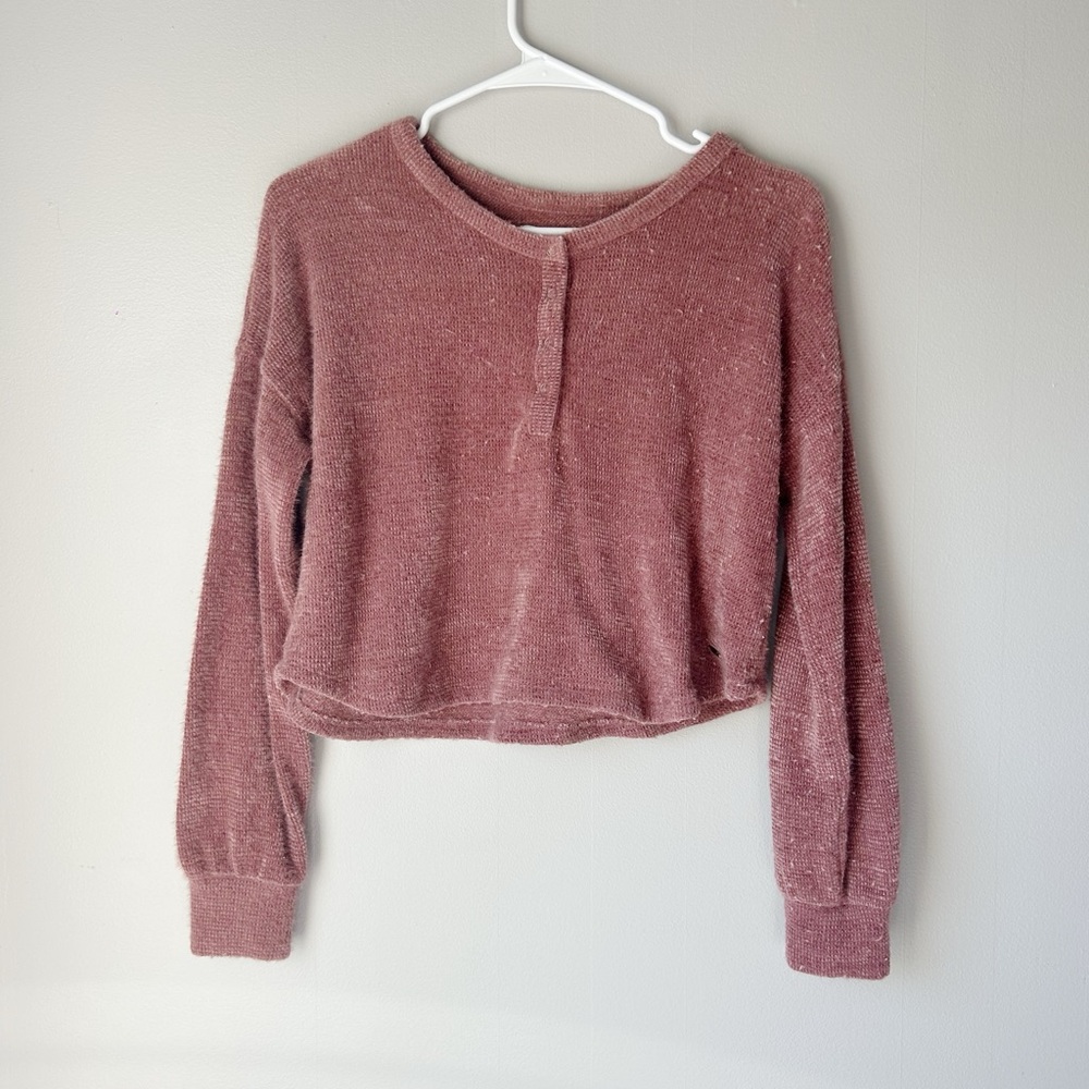 Women’s Hollister Long Sleeve Pink Henley Top With Buttons